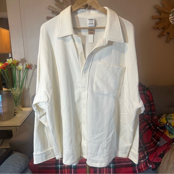 PINK Victoria's Secret Cream Button-Up Sweatshirt Shacket - Picture 1 of 4